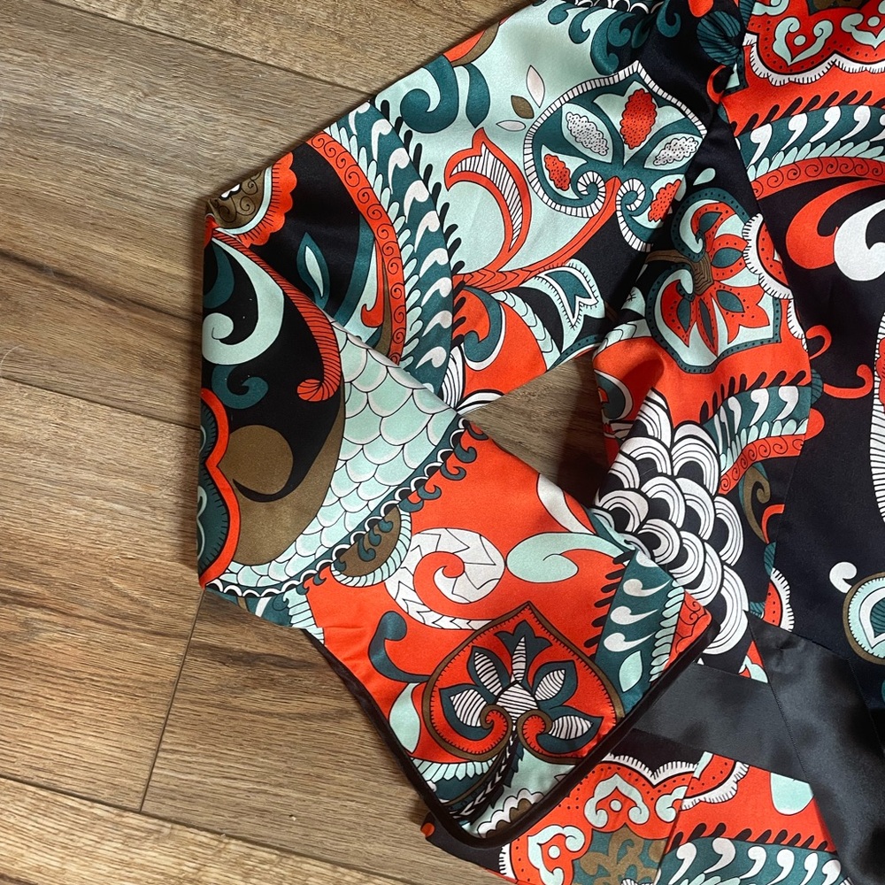 JS Collections 100% silk vintage paisley kimono Style button down jacket - Picture 4 of 14